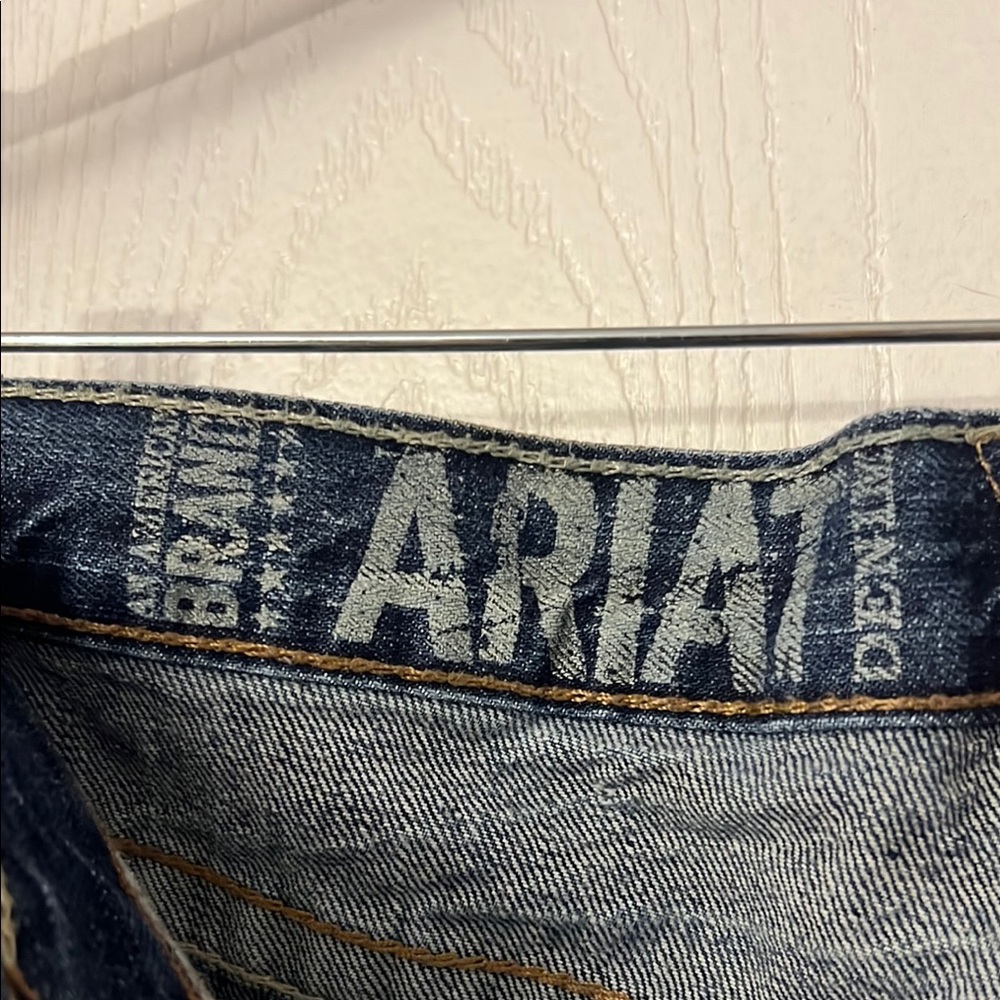 Ariat Blue Straight Jeans Classic Denim Style - Picture 4 of 9